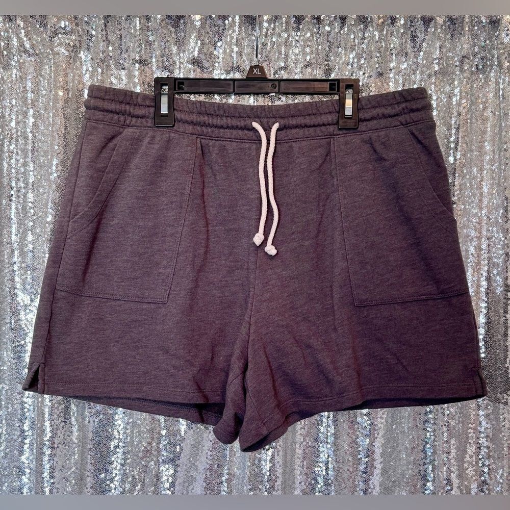 Sonoma Women’s Gray Size Large Shorts Athletic